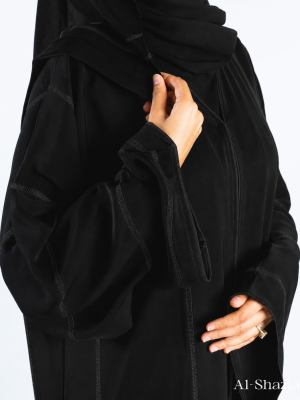 LINE STITCH - BLACK