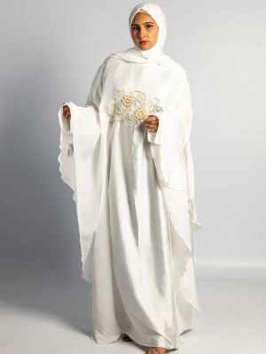 WHITE FLOWER CAPE