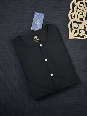 EMIRATI WITH METAL STUD - BLACK/GOLD