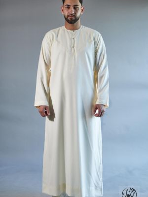 EMIRATI WITH METAL STUD - IVORY